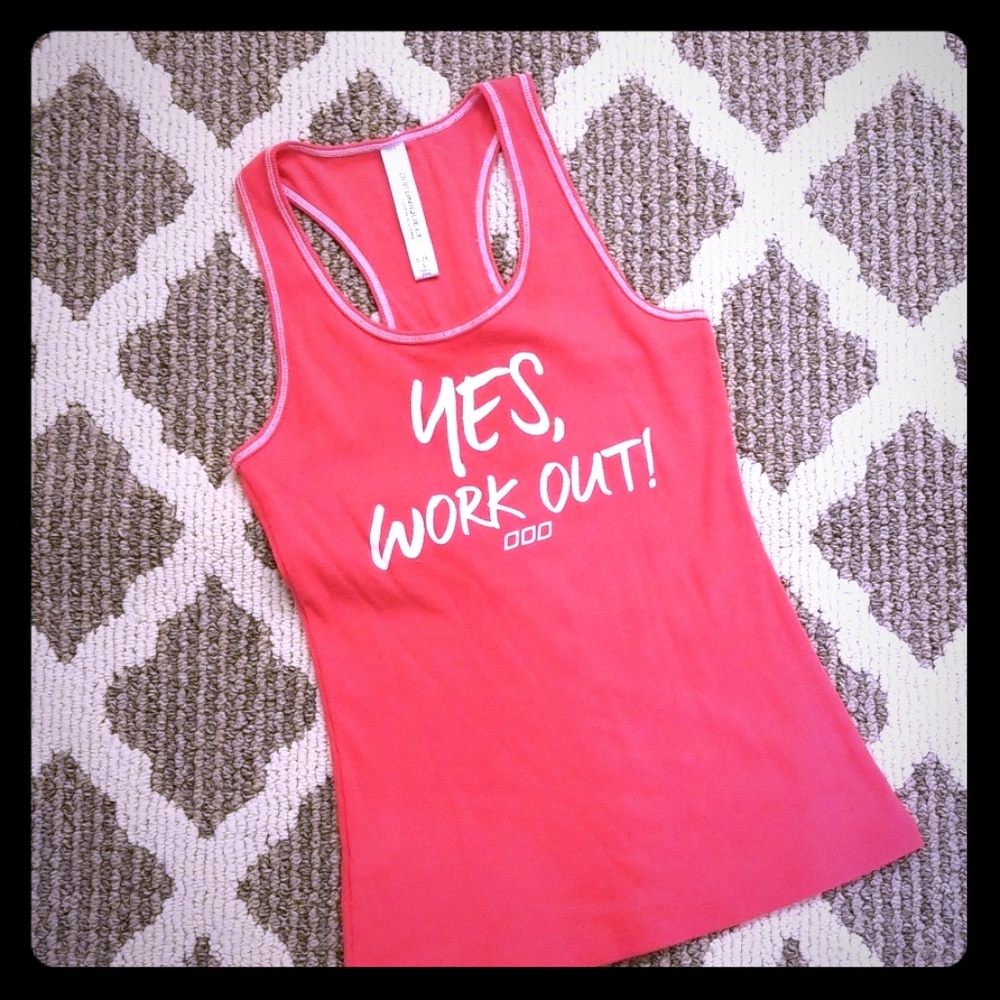 Lorna Jane tank